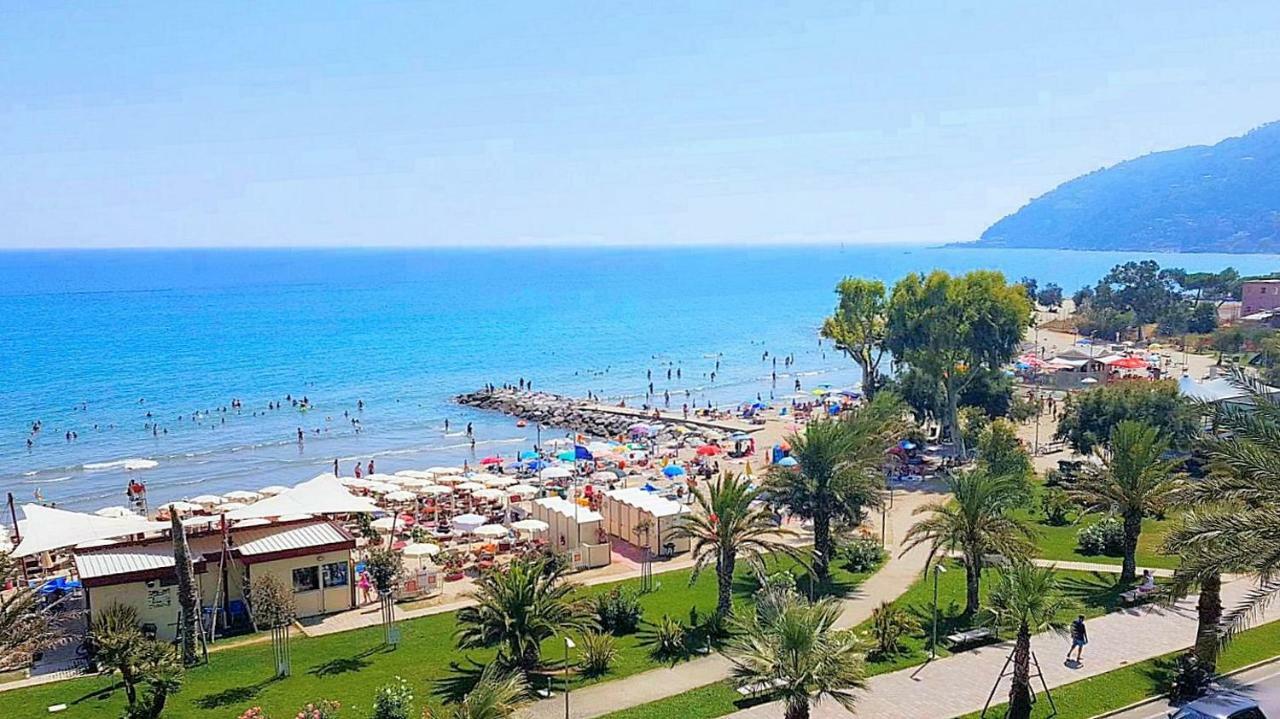 Апартаменти Sapore Di Sale Andora Екстер'єр фото